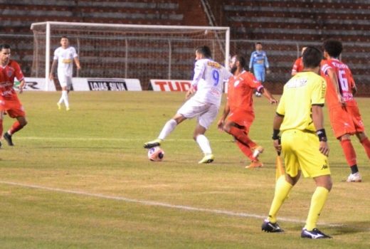 São José volta ao desafio da primeira vitória 9