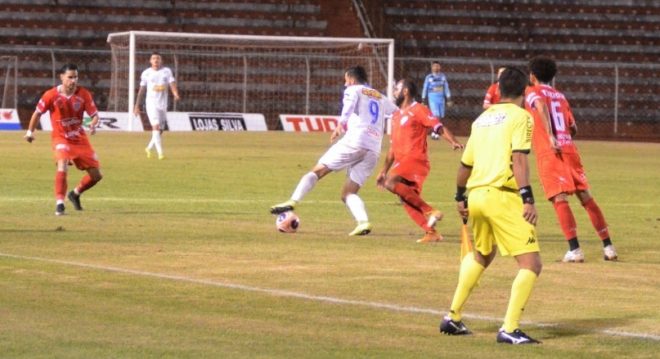 São José volta ao desafio da primeira vitória 1