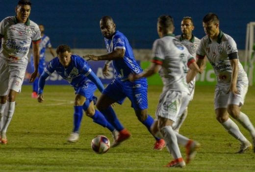 Taubaté deixa vitória escapar após duas vantagens 13