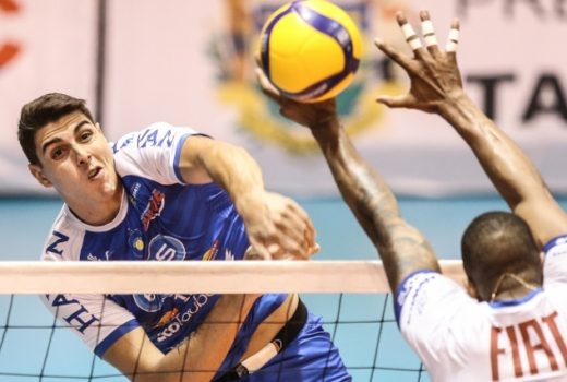 Taubaté Vôlei abre finais com vitória 5