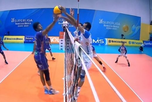 Taubaté Vôlei abre semifinal vencendo com imposição 3