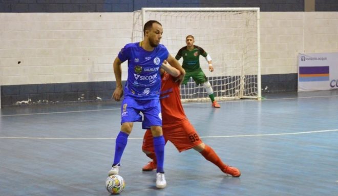 Taubaté Futsal fica no empate com o líder 1