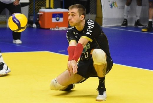 Taubaté Vôlei acerta permanência do líbero Thales 14