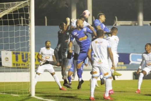 São José empata e expulsão valoriza ponto somado 1