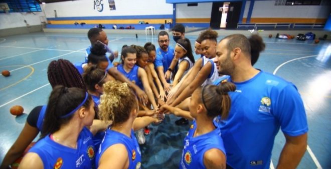 Basquete feminino joseense perde para o líder 1