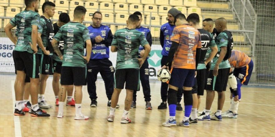 São José Futsal joga confronto direto no Sul 1