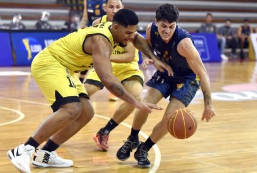 Garotos do basquete joseense estreiam com vitória 13