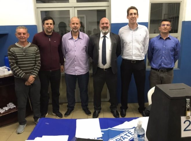 Taubaté treina e com novo presidente no conselho 2