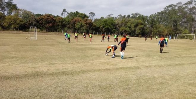 Manthiqueira joga pela primeira vitória fora 1