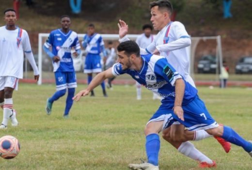 Taubaté vira líder no sub-20 e contrata mais um 14