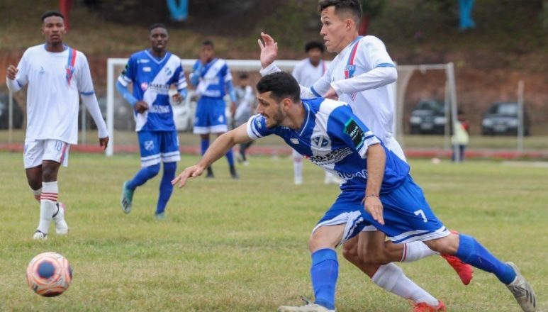 Taubaté vira líder no sub-20 e contrata mais um 1