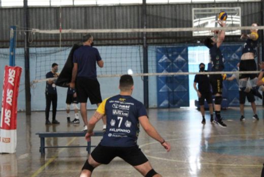 Paulista de vôlei surge sem Taubaté e com São José 12