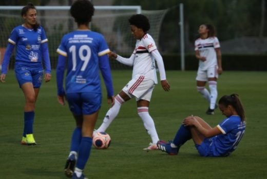 São José reformulado começa Paulista com derrota 15