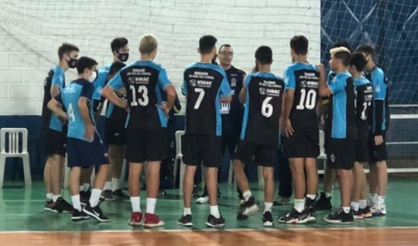 Time de base do vôlei joseense estreia com vitória 2