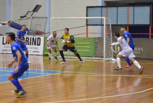 Taubaté vence e São José decide por semifinal 9