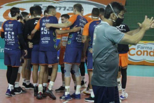 Vôlei de São José decide a ponta em Campinas 2