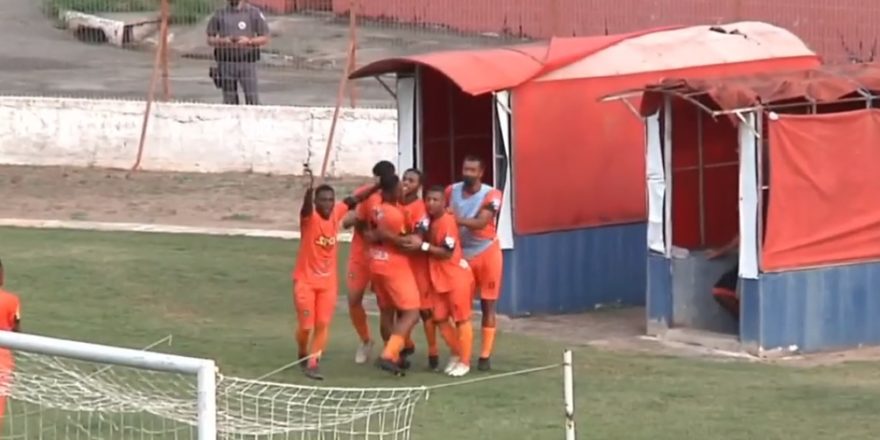 Manthiqueira reage e empata com o líder Mauá 1