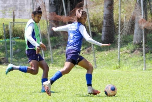Futebol feminino da região volta em semifinais 3