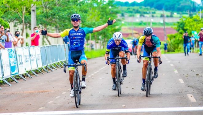 Ciclista da equipe de Taubaté volta com duas medalhas 3 Ciclista da equipe de Taubaté volta com duas medalhas 3