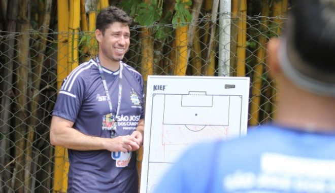 São José anuncia técnico e Taubaté abre rodada 1