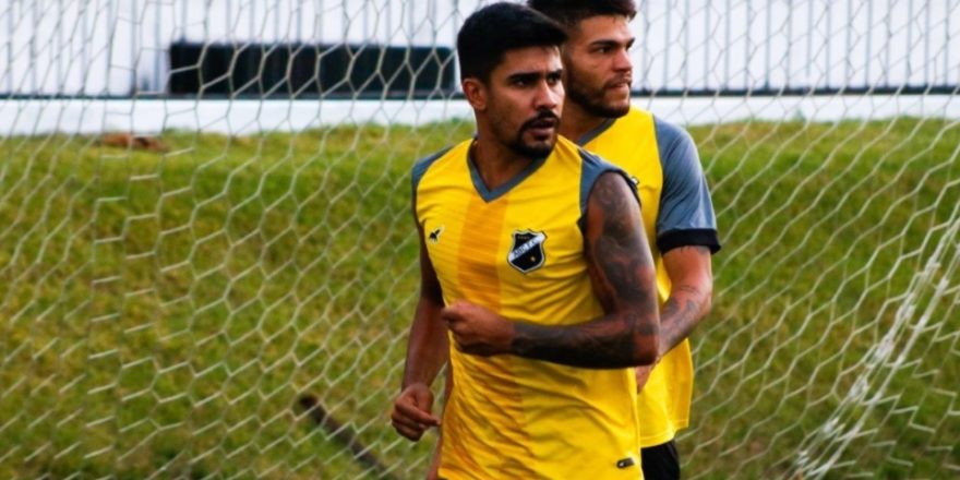 Taubaté abre pré-temporada com mais um nome 1