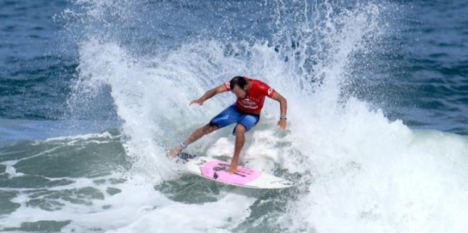 Ubatuba tem tradicional torneio local de surfe 1