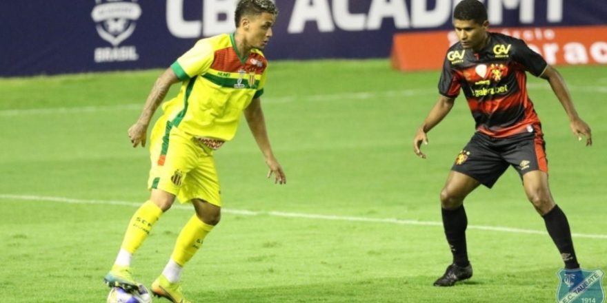 Taubaté anuncia contratação de atacante 1