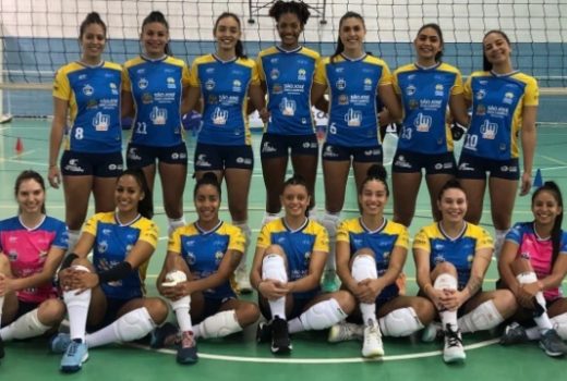 Superliga C feminina de vôlei começa na região 6
