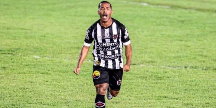 Taubaté entrega o presente de Natal à torcida 1