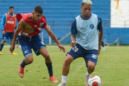Taubaté vence sub-21 em treino interno no Joaquinzão 7
