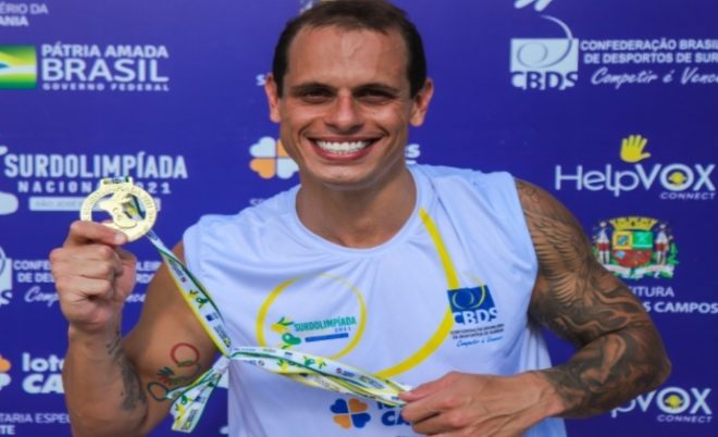 Nadador conquista seis medalhas na Surdolimpíada 1