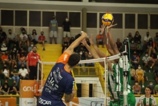 Vôlei São José alcança reabilitação no tie-break 7