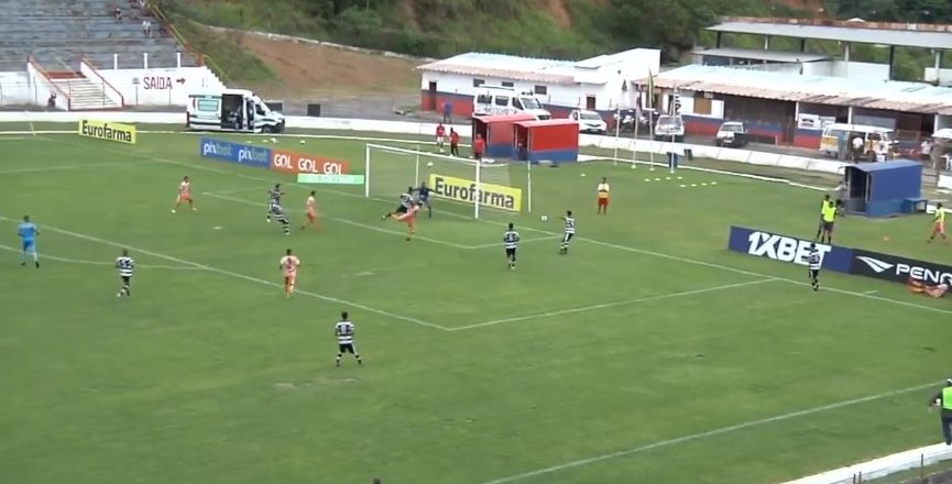 Manthiqueira estreia na Copinha com derrota 1