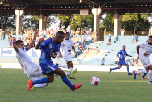 Times da região com diferenças na mesma semana 1