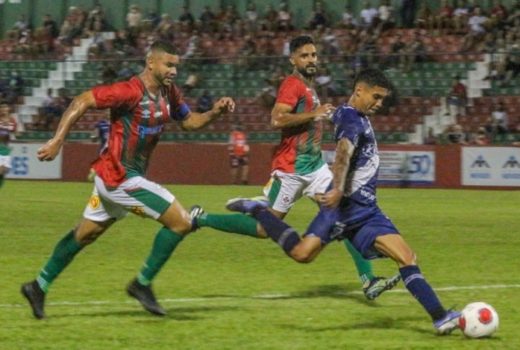 Taubaté perde e fica em situação ameaçadora 8