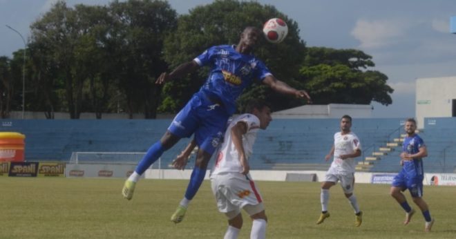 São José vence e alivia crise que cobrava reação 1