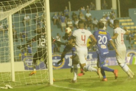 São José ataca para vencer e afastar crise 3
