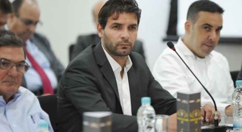 Presidente do Taubaté pede licença de três meses 1