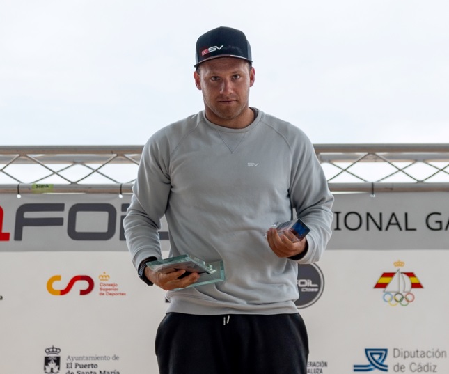 Velejador de Ilhabela é campeão na Espanha 3