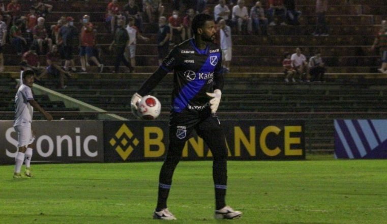 Taubaté passa a jogar pela permanência na A-2 1