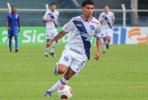 Taubaté encara desafio para seguir com chances 6