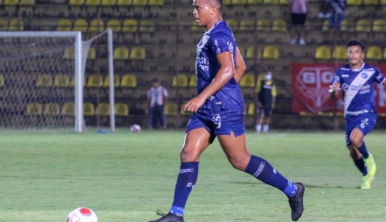 Taubaté ataca no Joaquinzão para manter chances 1