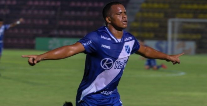 Artilheiro desencanta e Taubaté reage vencendo 1