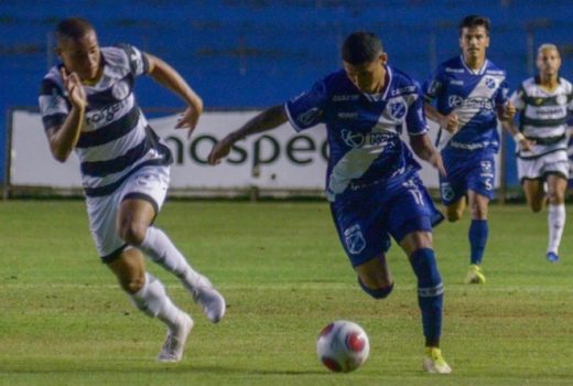 Taubaté empata e permanência segue ameaçada 2