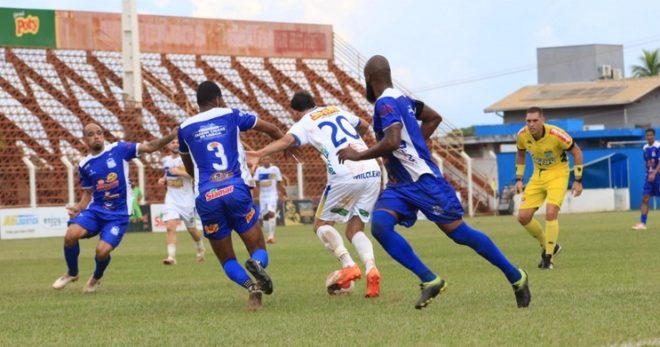 São José vence no primeiro jogo como líder 1