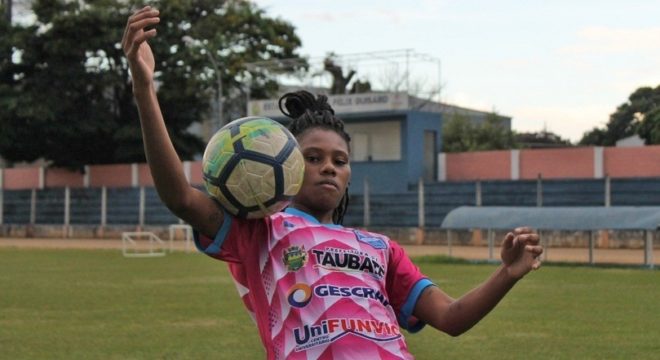Taubaté feminino contrata e São José tem estreia 1
