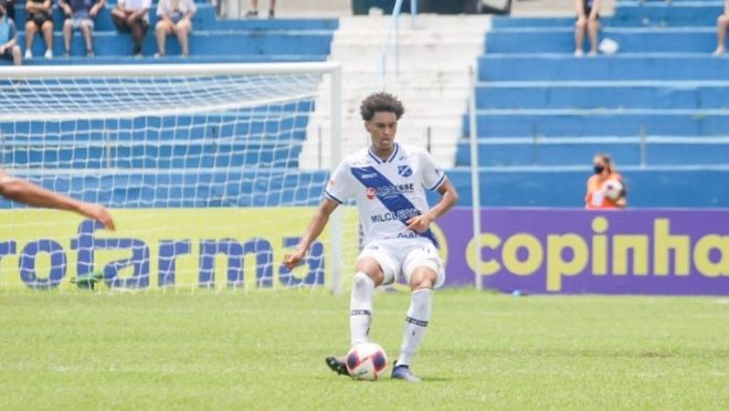 Taubaté encaminha mais uma revelação da Copinha 1