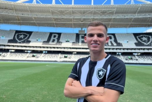 Taubaté encaminha duas revelações ao Botafogo 12