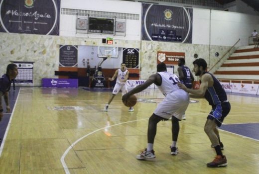 São José Basketball vence e garante vaga 2