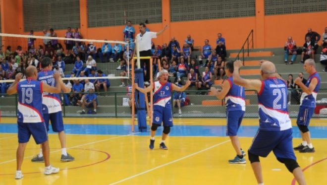 Guaratinguetá abriu fase regional do vôlei adaptado 3
